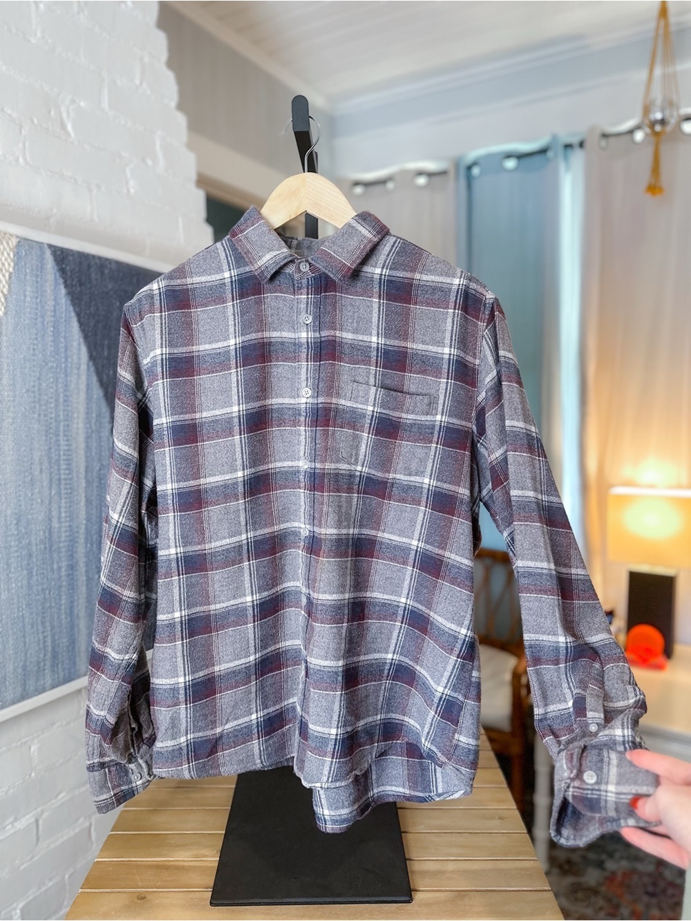 Apt 9 Premier Flex Soft Wash Burgundy and Grey Plaid Long Sleeve Collared Shirt